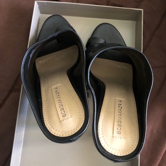 BCBGMAXAZRIA shoes - Picture 2 of 5